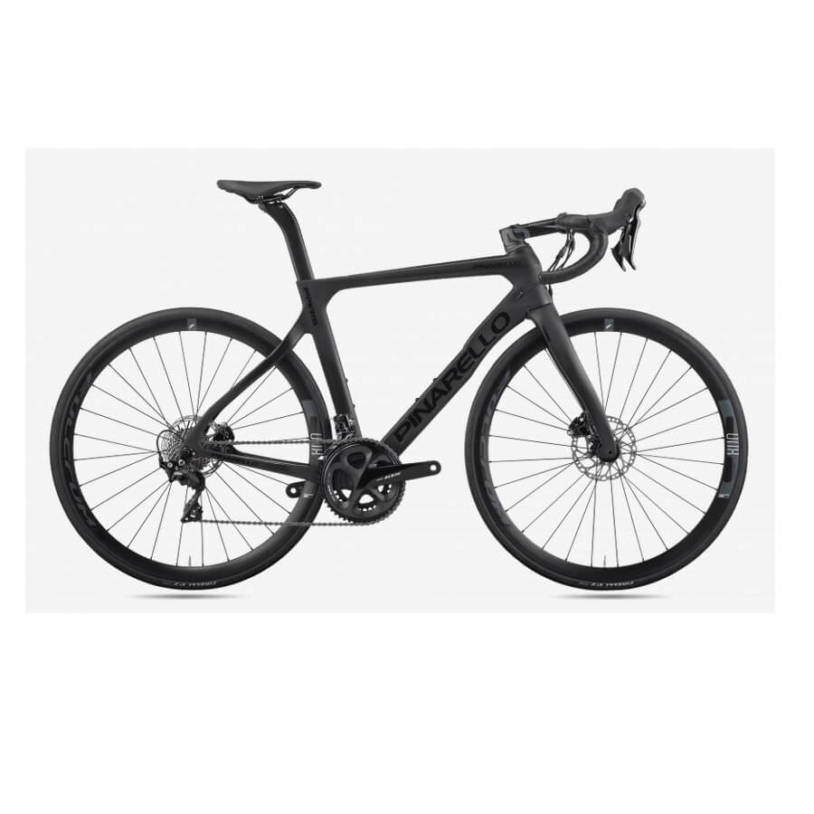 Pinarello Paris Size 49 suitable for people between 165 and 170 cm in height.

Price list € 3.375,00 On Sale € 2.950,00